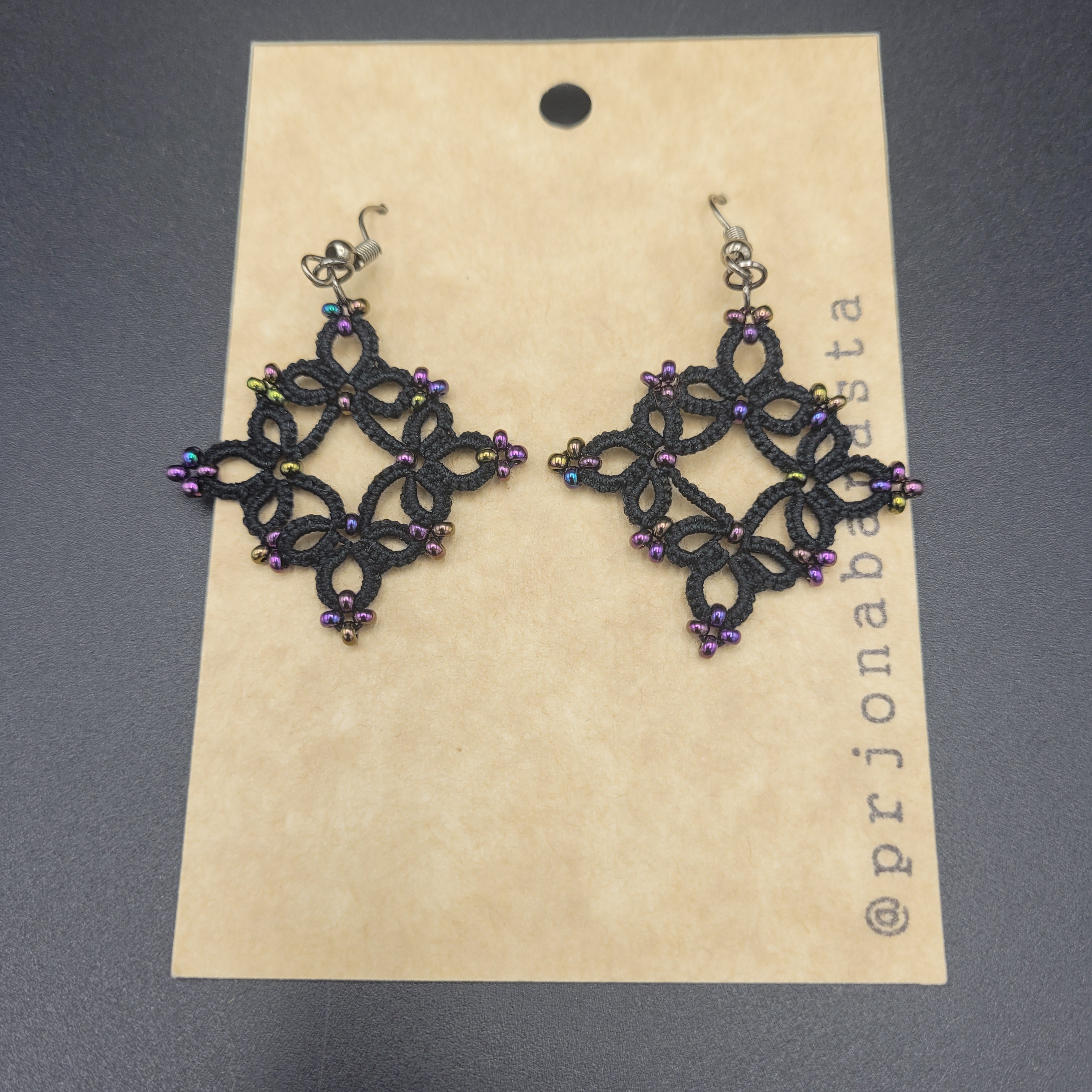 Tatting Lace Earrings - Diamond - by Prjónabarasta