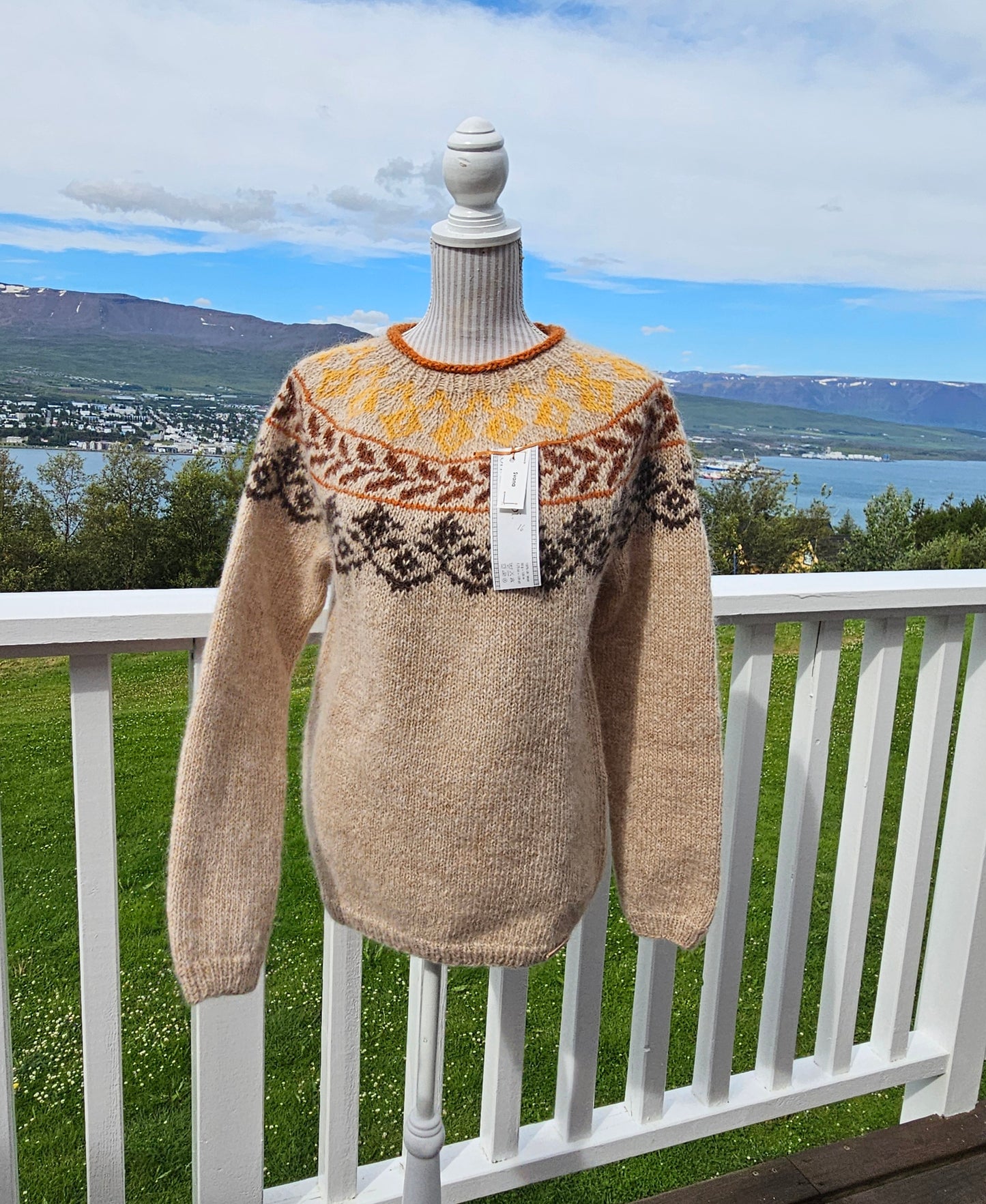 Lopapeysa - knit by Svana Kristinsdóttir - 16