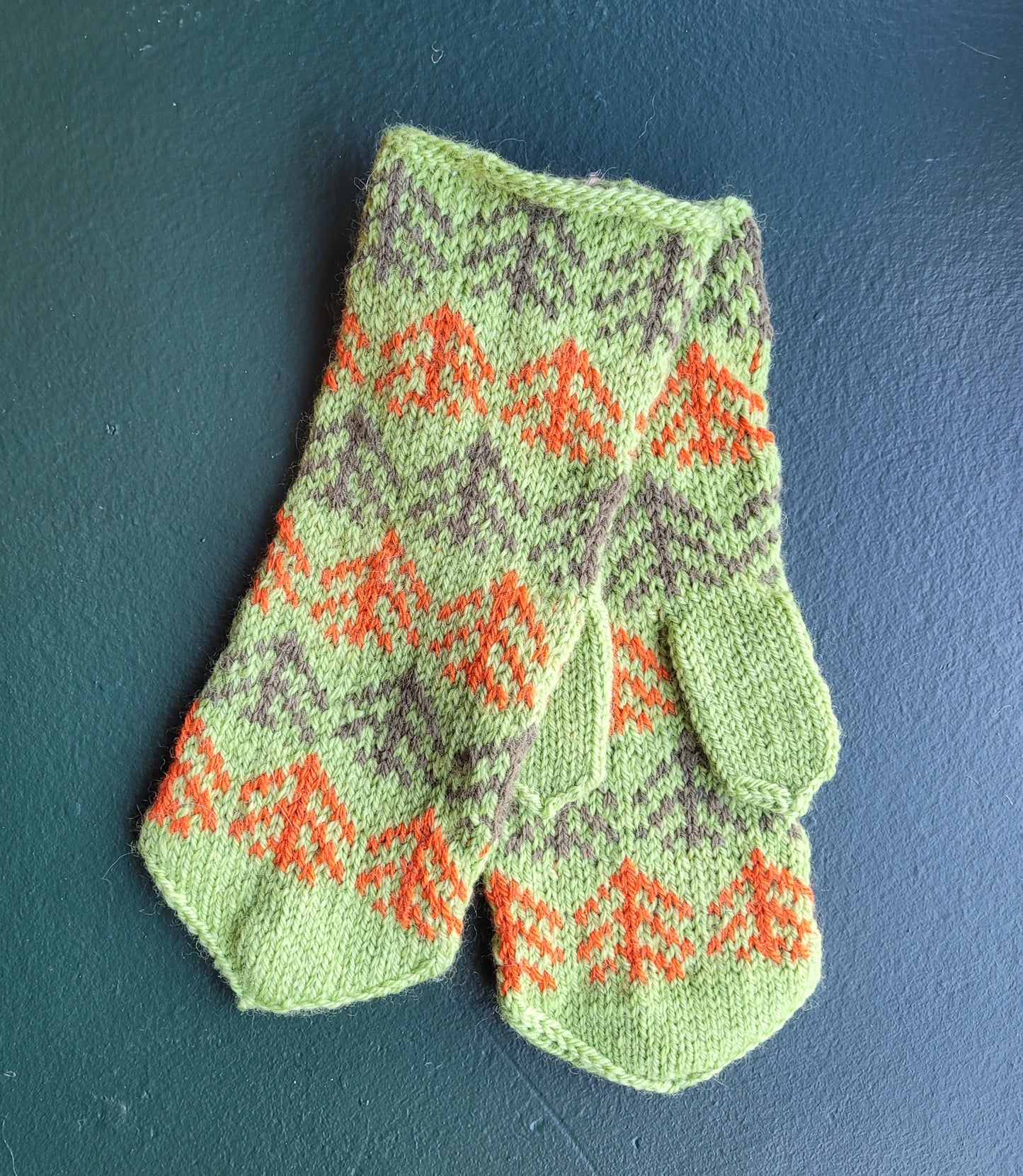 Mittens - 3 - knit by Sigrún R Snædal
