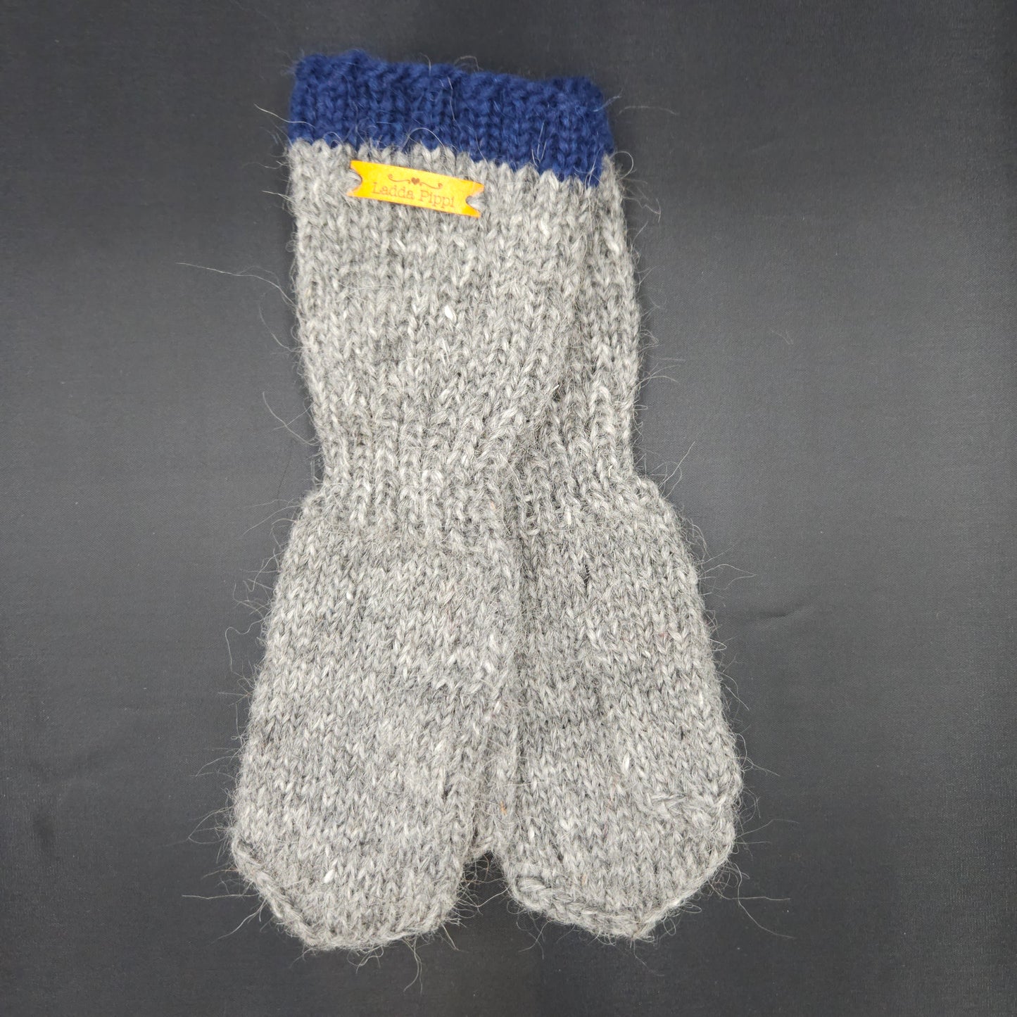 Kids Icelandic Wool Mittens - 10-12 y/o - Knit by Ragna