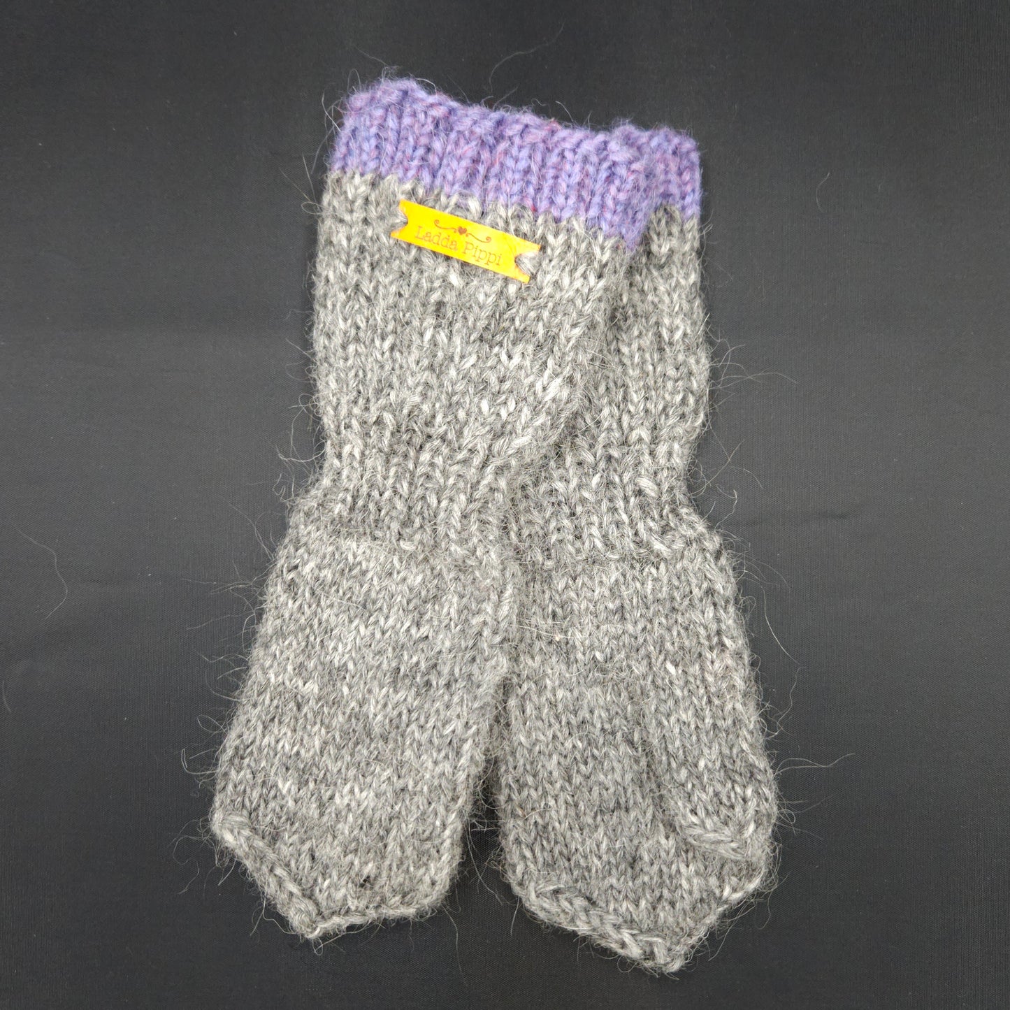Kids Icelandic Wool Mittens - 6-8 y/o - Knit by Ragna