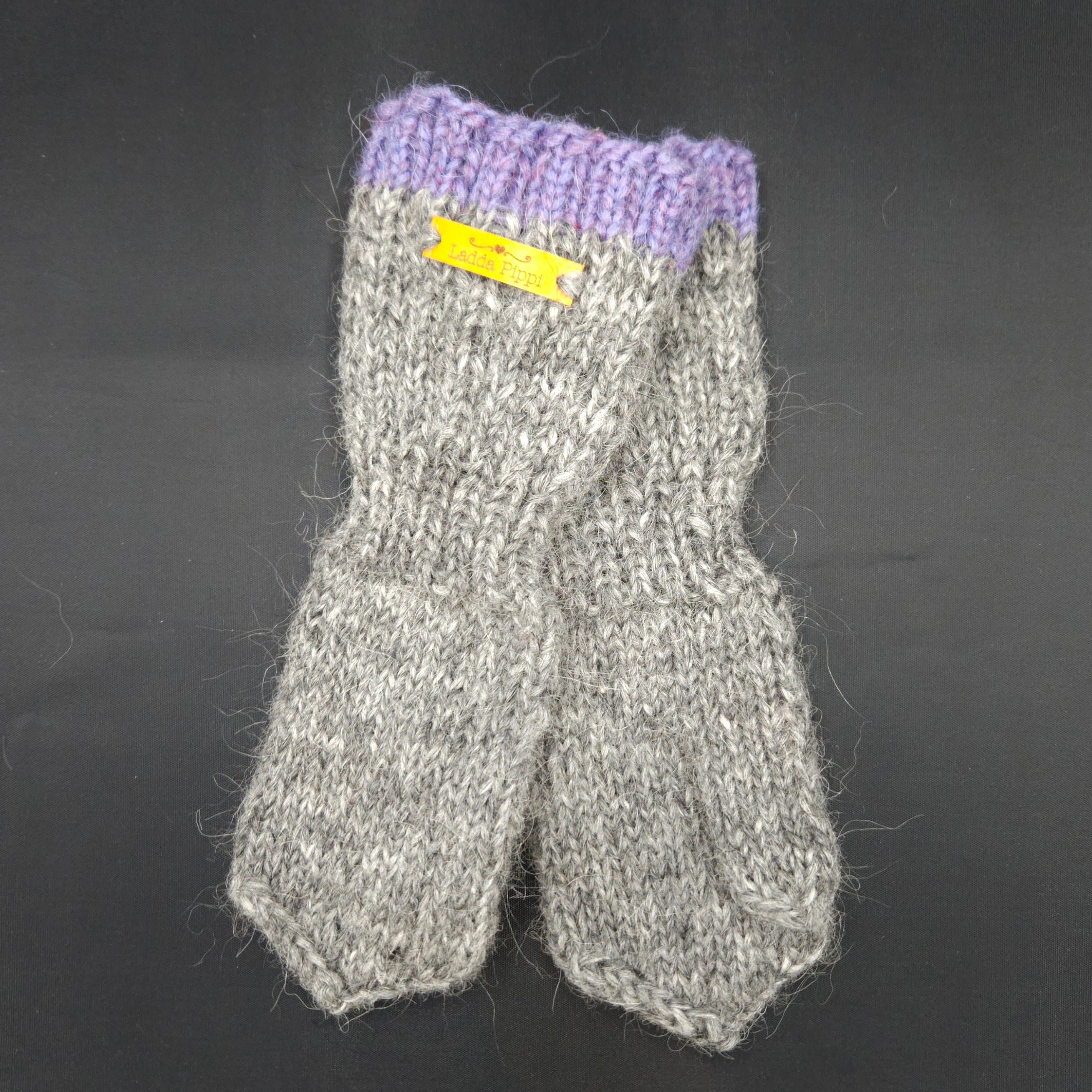 Kids Icelandic Wool Mittens - 7-8 y/o - Knit by Ragna