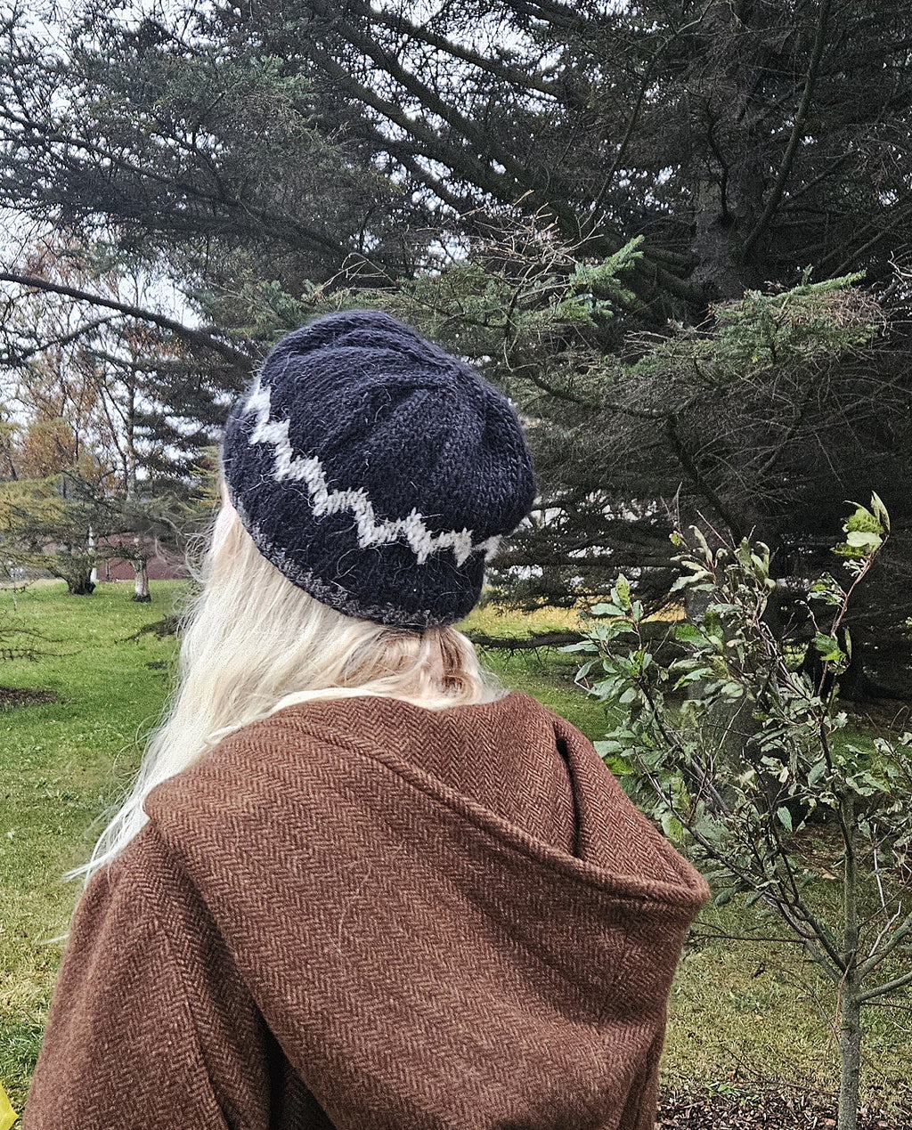 Icelandic Wool Hat - Knit by Jóna Ármannsdóttir - 1