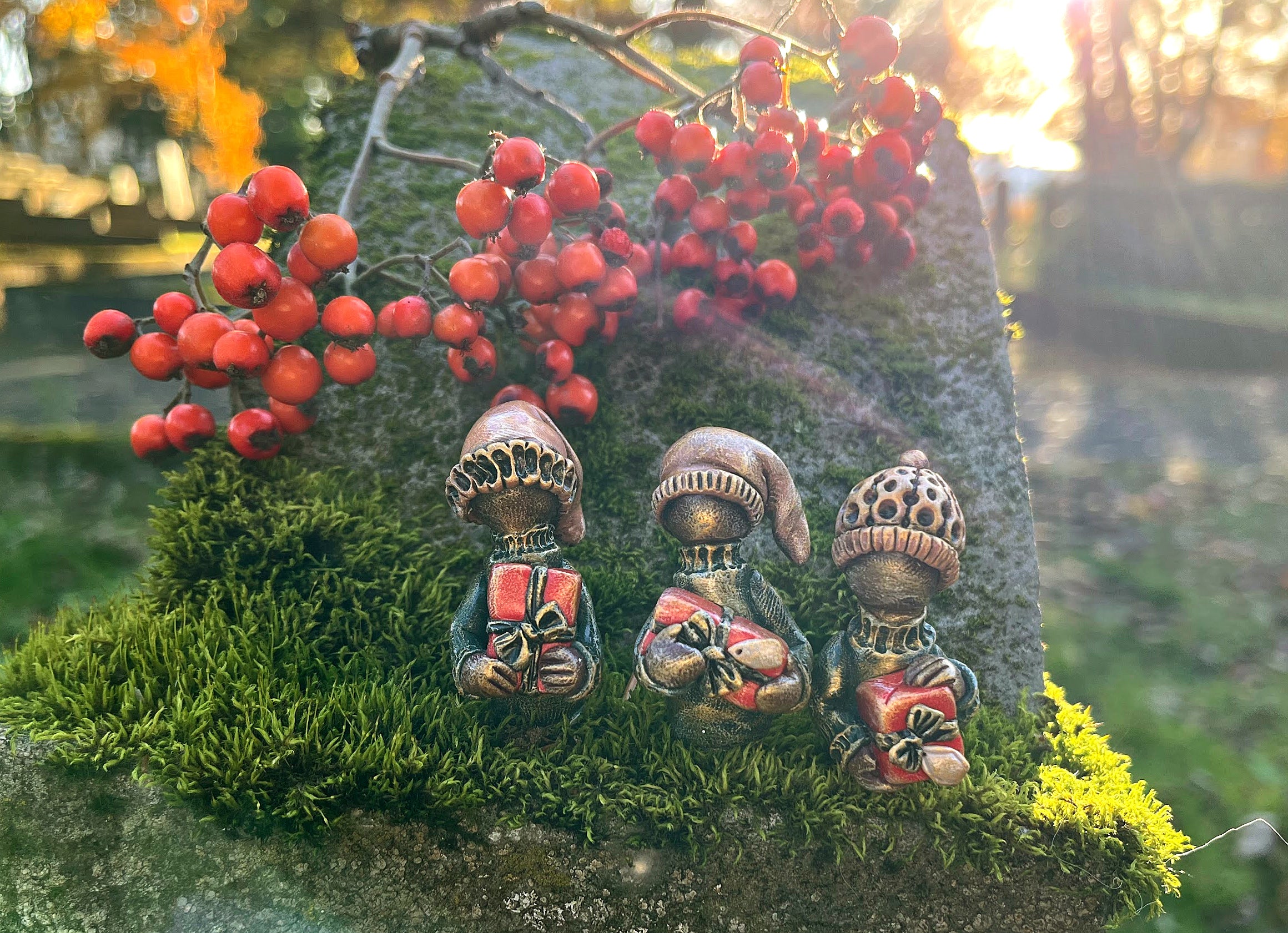 Gift Givers - Homemakers & Hidden people