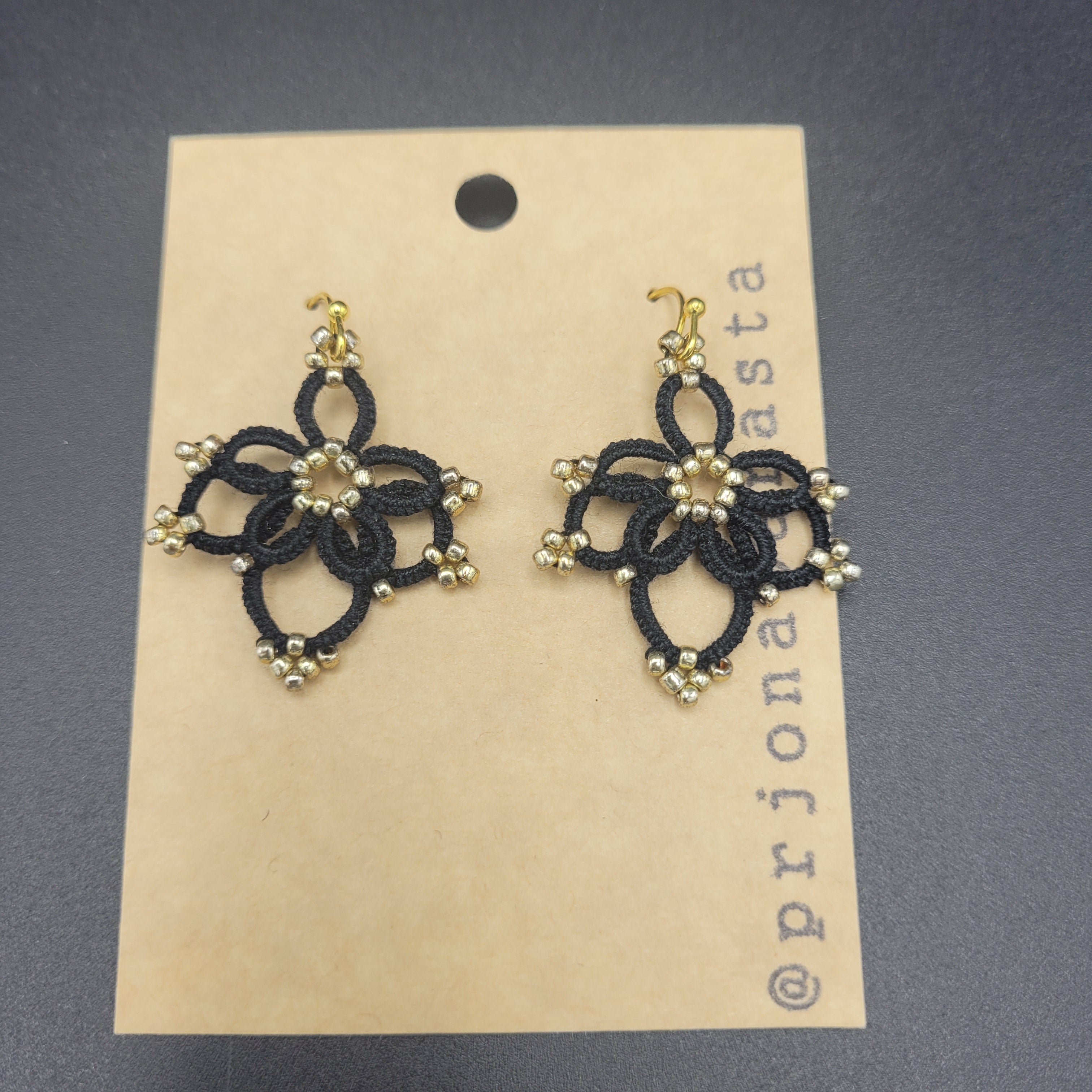 Tatting Lace Earrings - Elegant - by Prjónabarasta