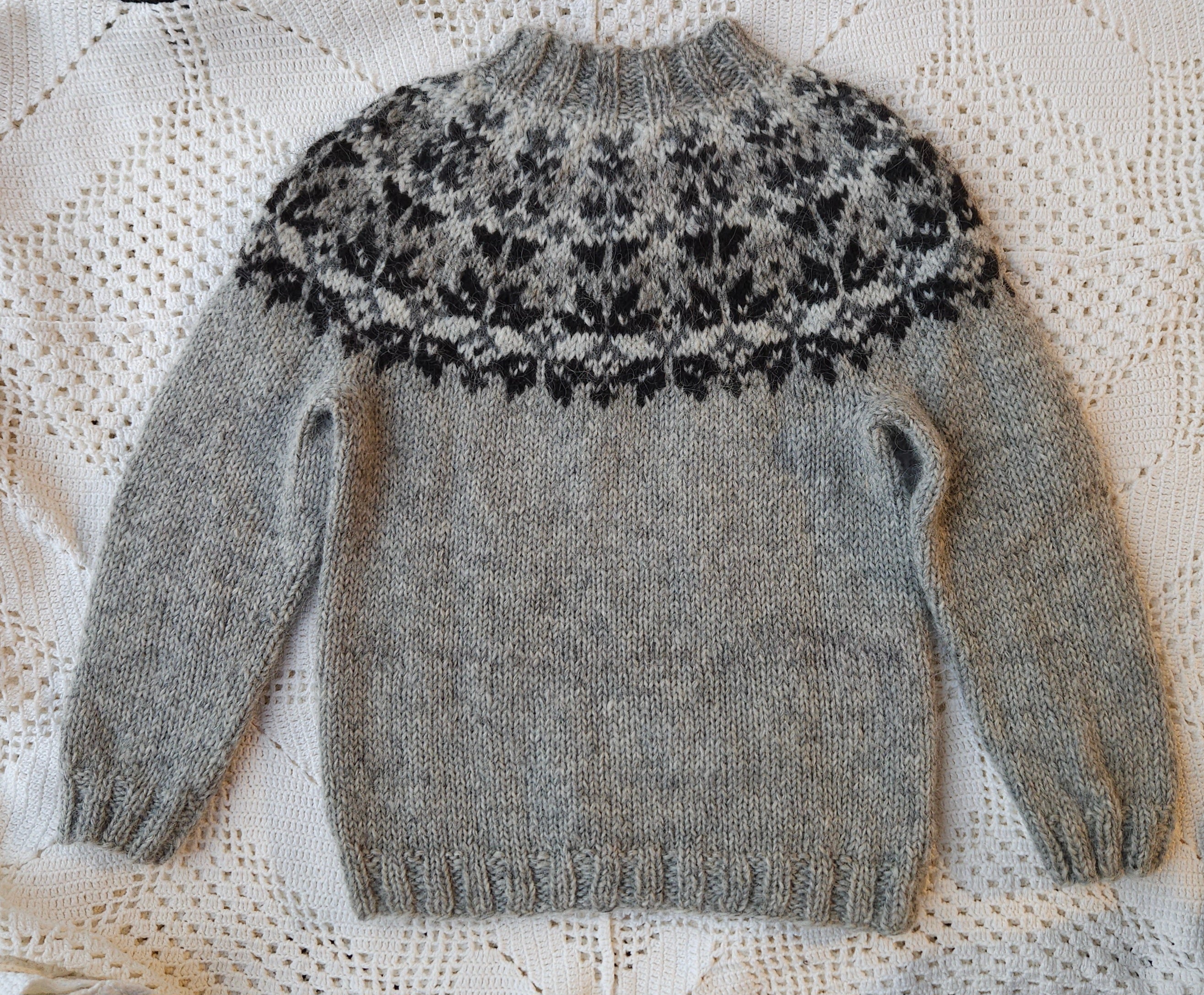 Kids Lopapeysa - 9-10 y/o - Knit by Berglind - 4