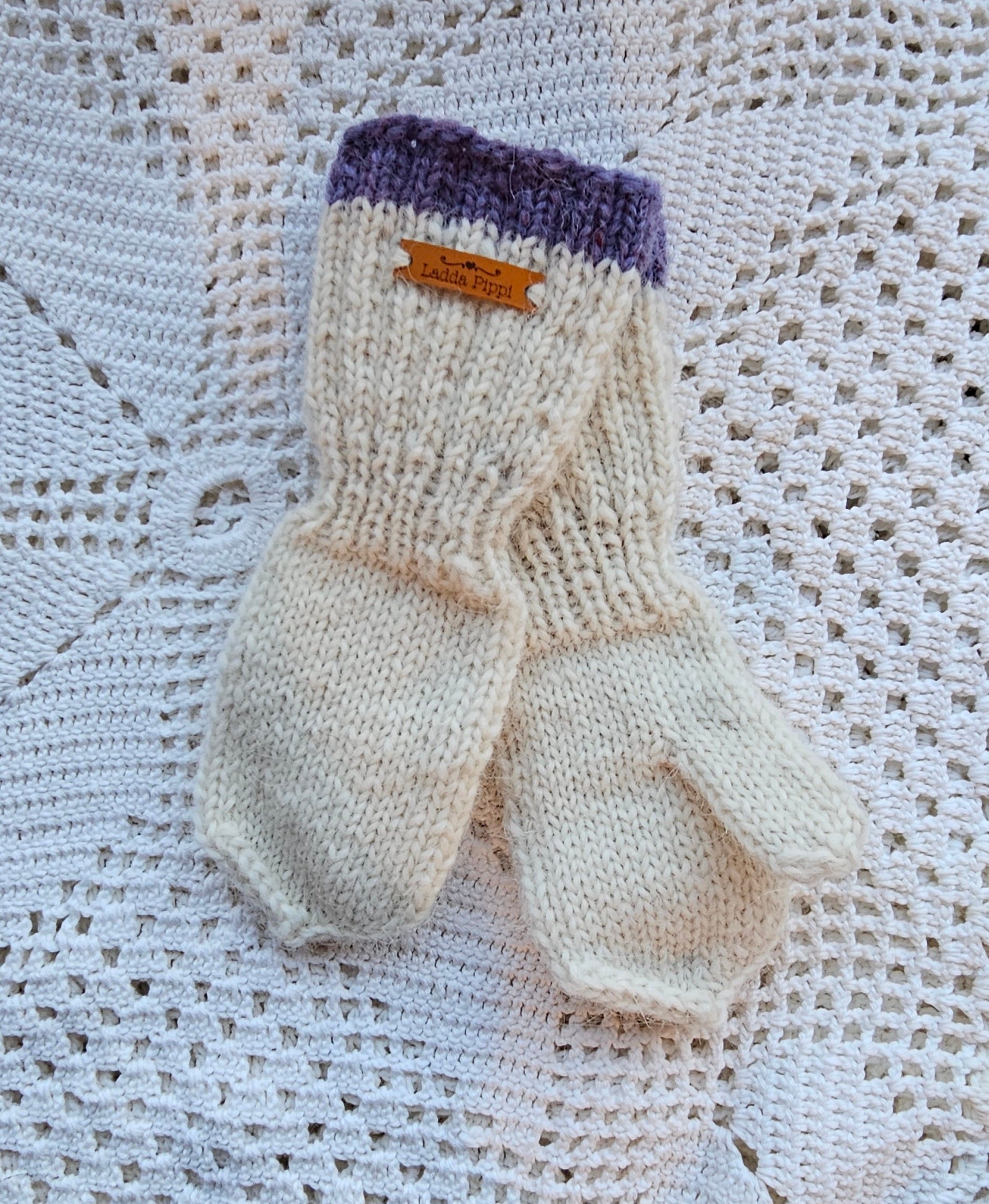 Kids Icelandic Wool Mittens - 7-8 y/o - Knit by Ragna