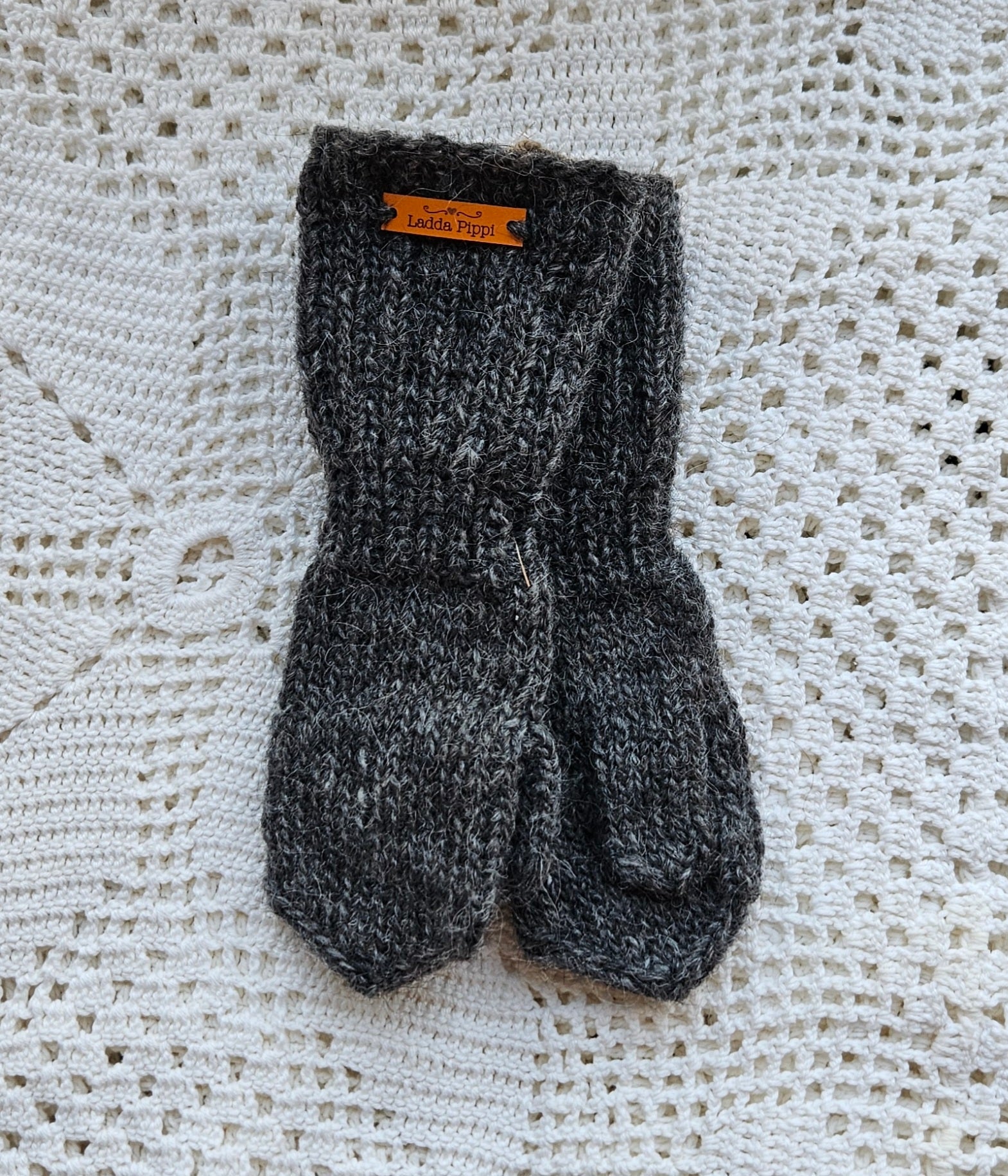 Kids Icelandic Wool Mittens - 7-8 y/o - Knit by Ragna