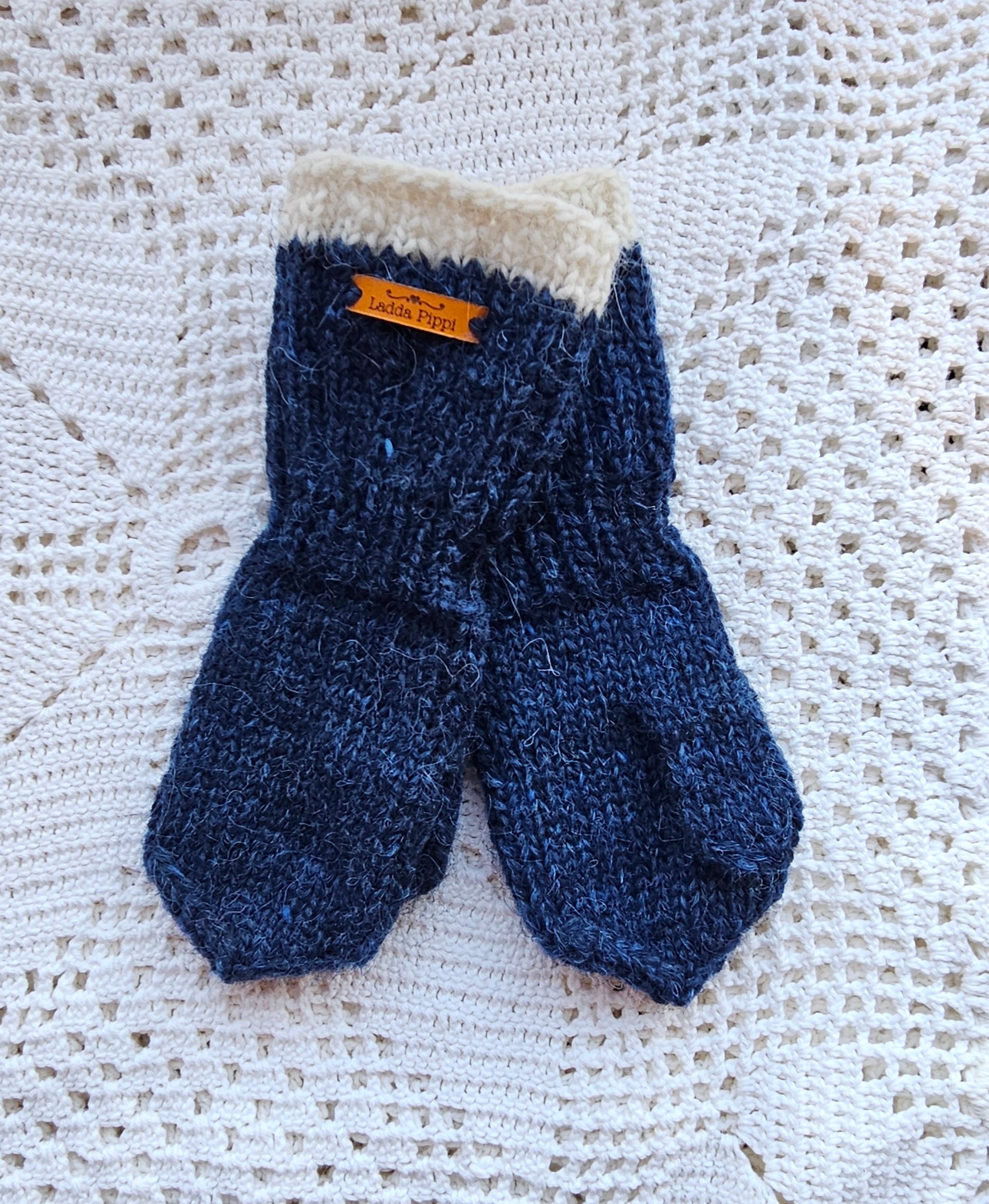 Kids Icelandic Wool Mittens - 7-8 y/o - Knit by Ragna