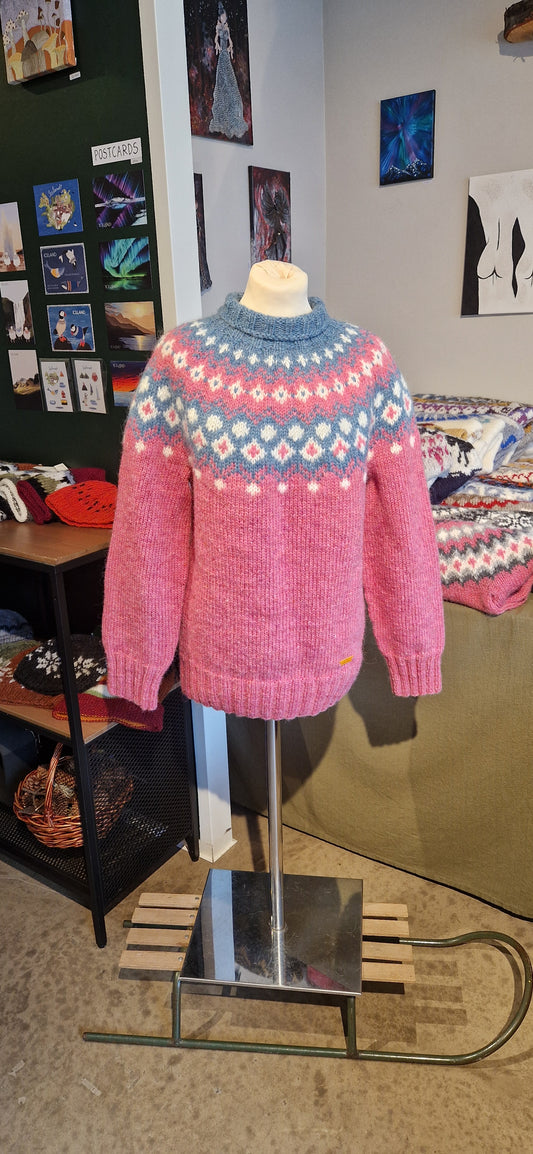Lopapeysa knit by Ragna Atladóttir - 4