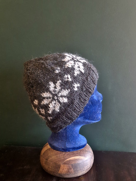 Wool hat -  by Ósk Ómarsdóttir - 12
