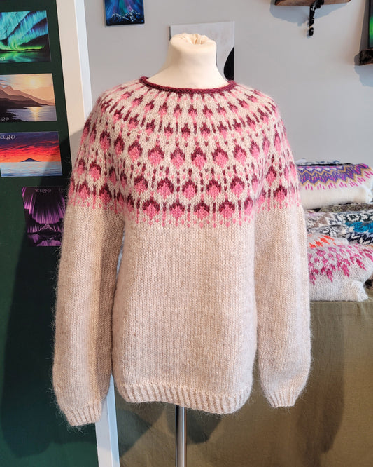 Lopapeysa knit by Ragnhildur Hann Harðardóttir - 4