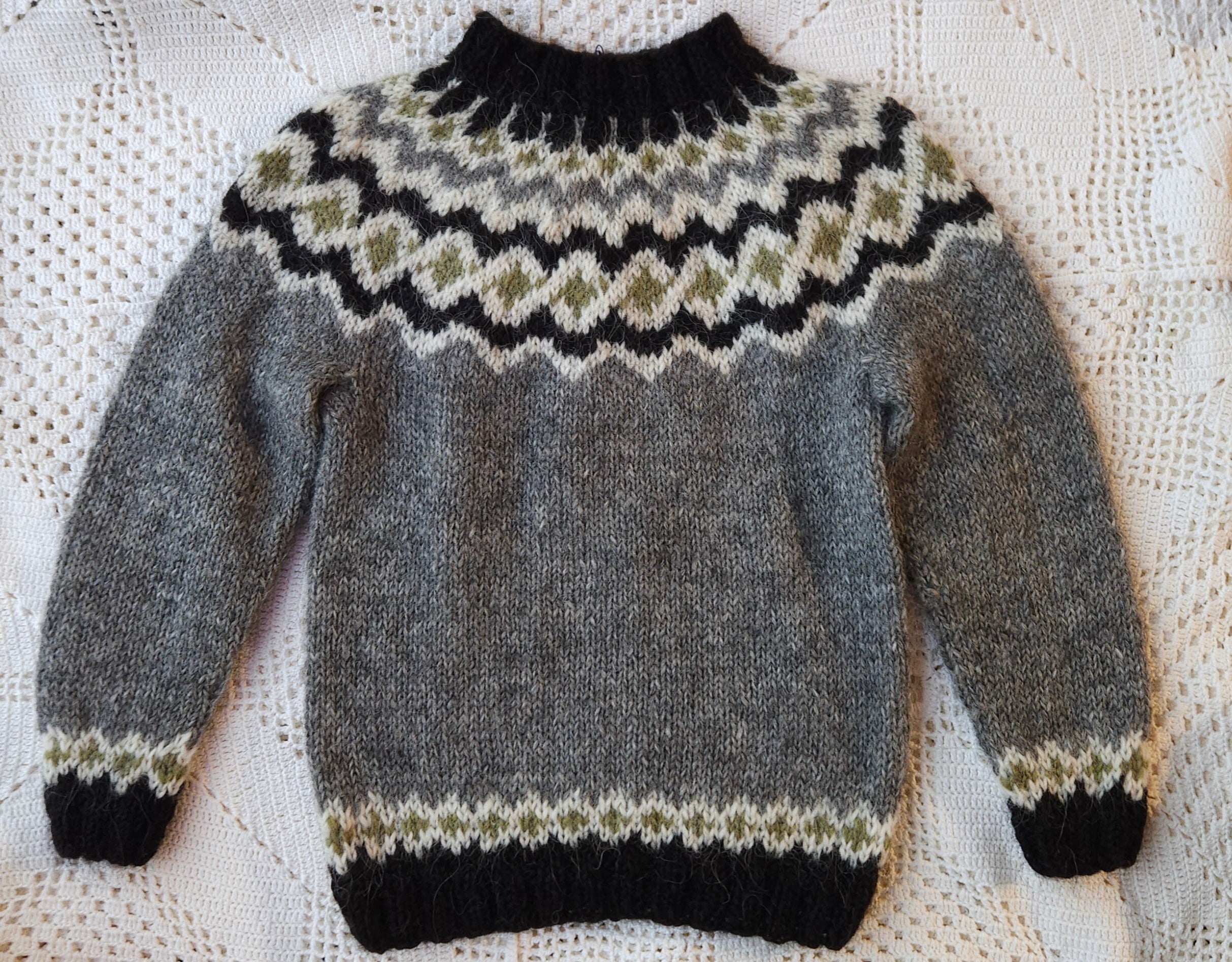 Kids Lopapeysa - 7-8 y/o - Knit by Berglind - 3