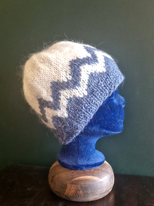 Wool hat knit by Guðný Kristinsdóttir - 2