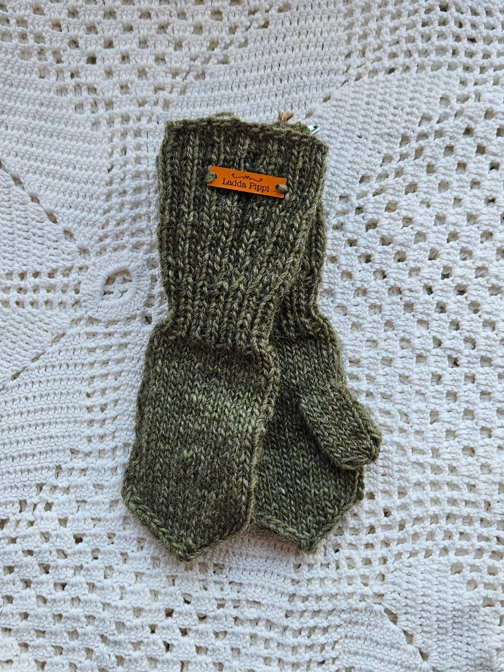 Kids Icelandic Wool Mittens - 7-8 y/o - Knit by Ragna
