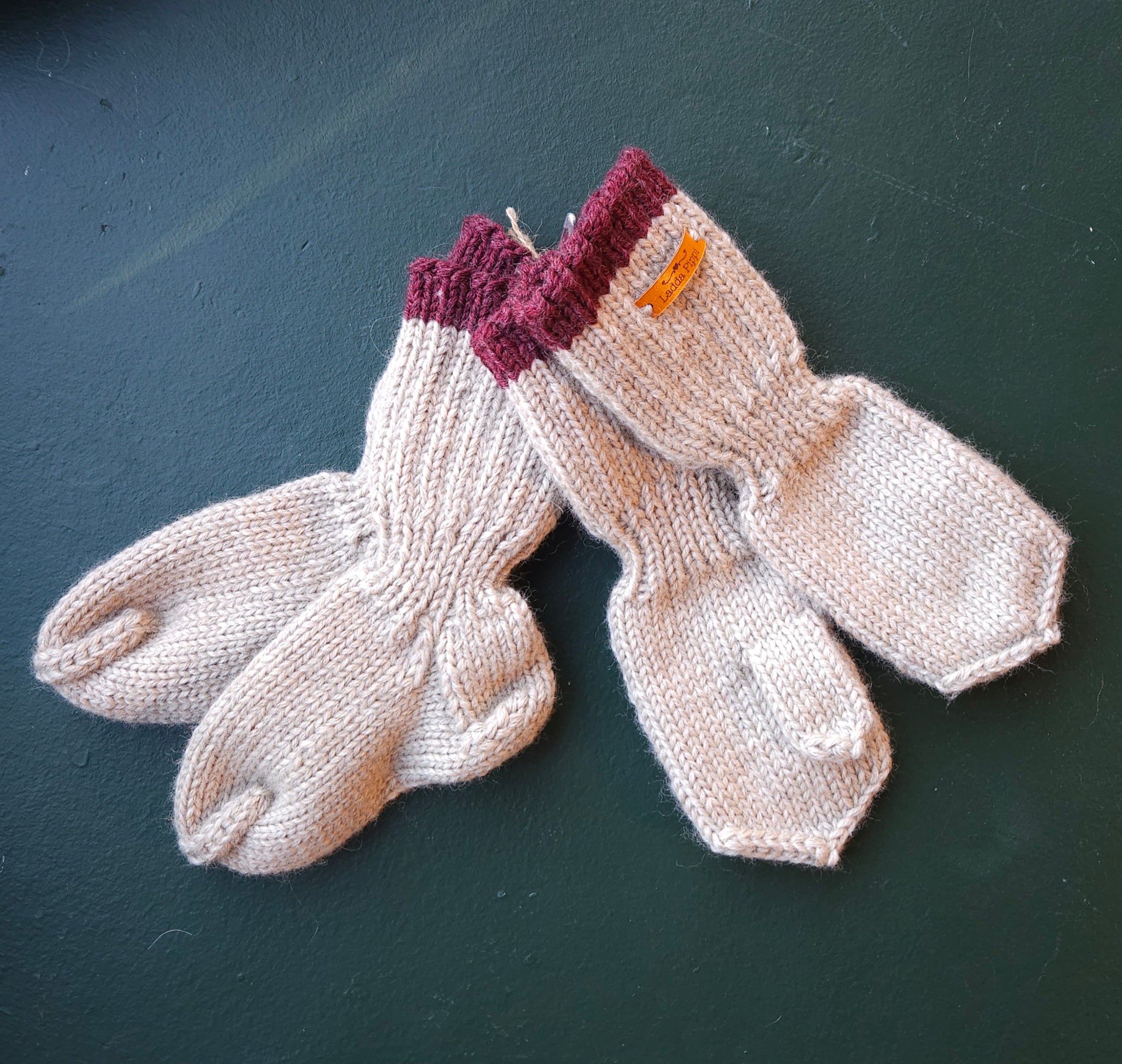 Kids Mittens & Socks Set - Merino Wool - 5-6 yo - Knit by Ragna