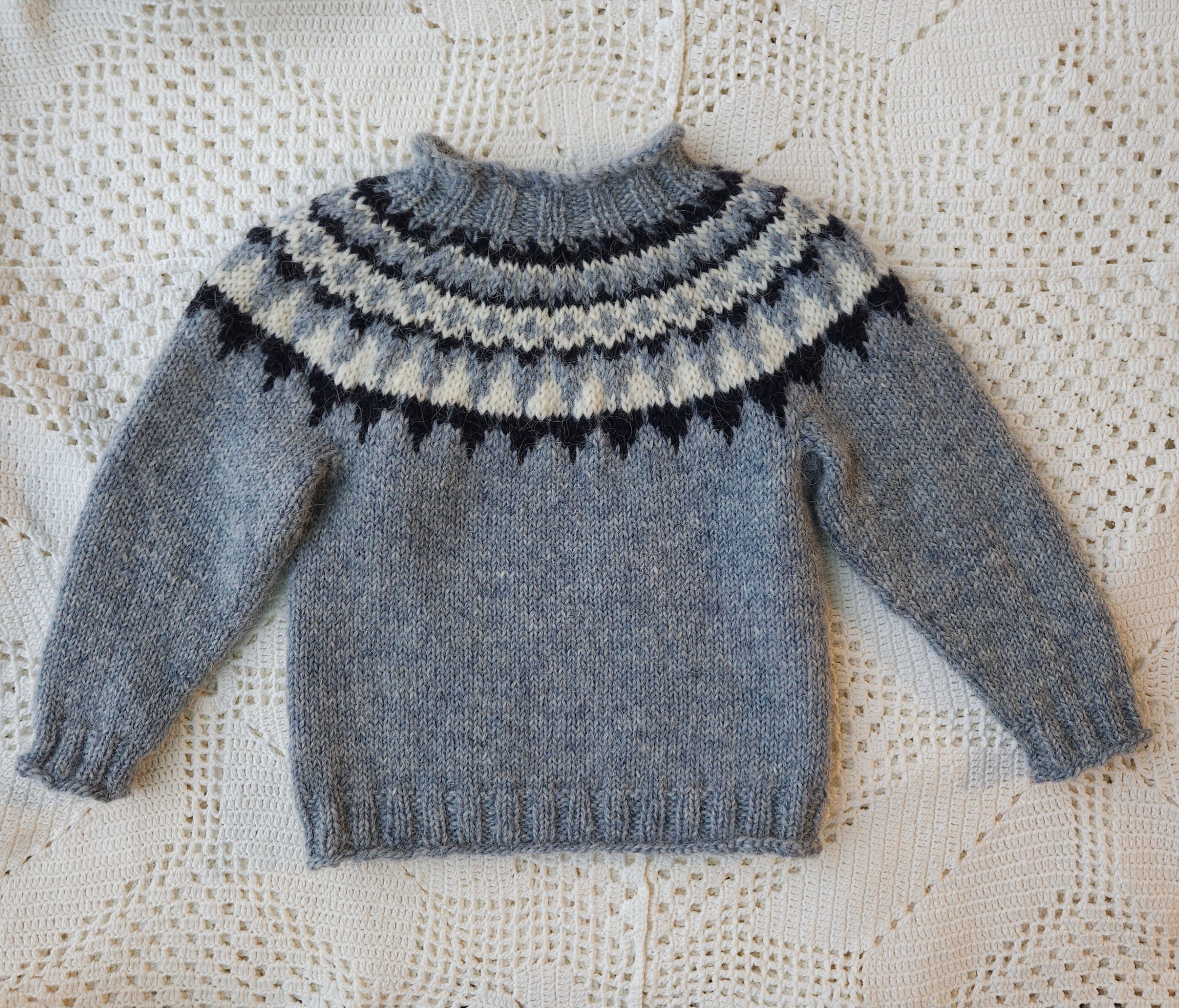Kids Lopapeysa - 3-4 y/o - Knit by Ragna Atladóttir - 4