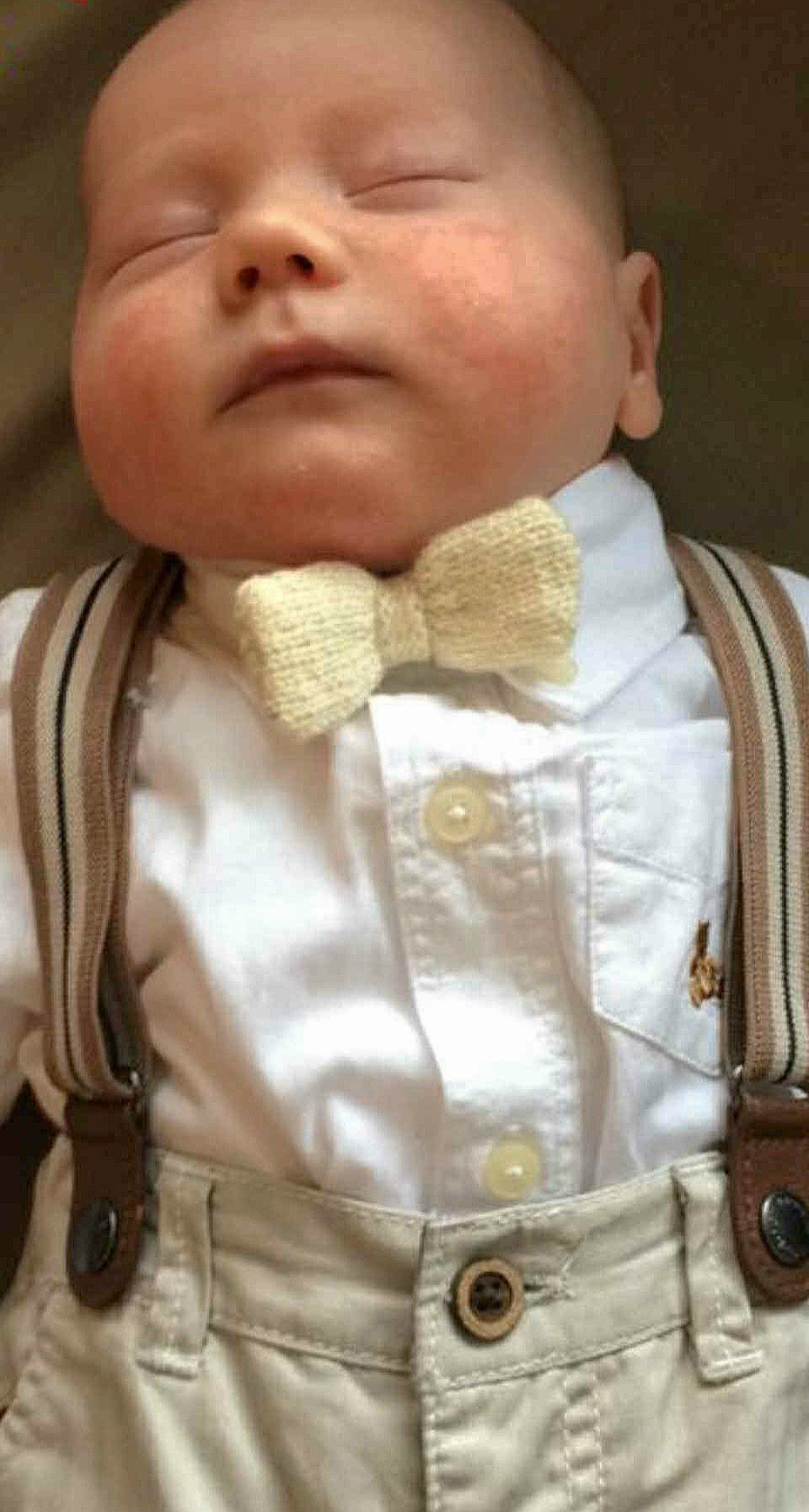 Baby Bow Ties - Knit by Fríða Björnsdóttir