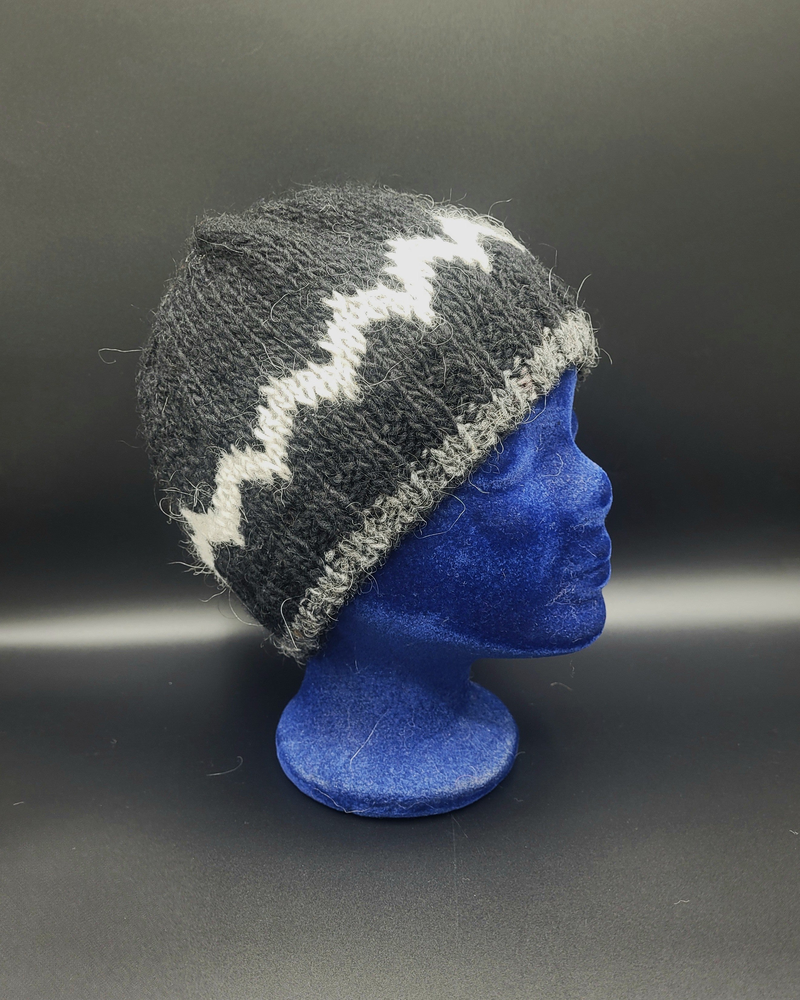 Icelandic Wool Hat - Knit by Jóna Ármannsdóttir - 1